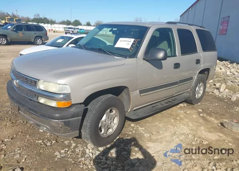 2004 Chevrolet Tahoe Ls z USA, uszkodzony, nr VIN 1GNEC13V54R268822